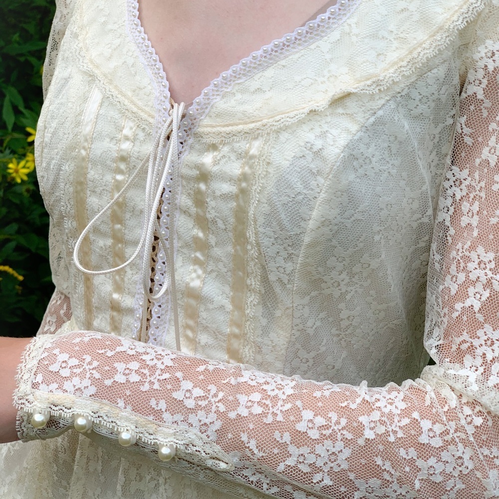Gunne Sax Romantic Cream Lace Long Dress, S. - Picture 4 of 16